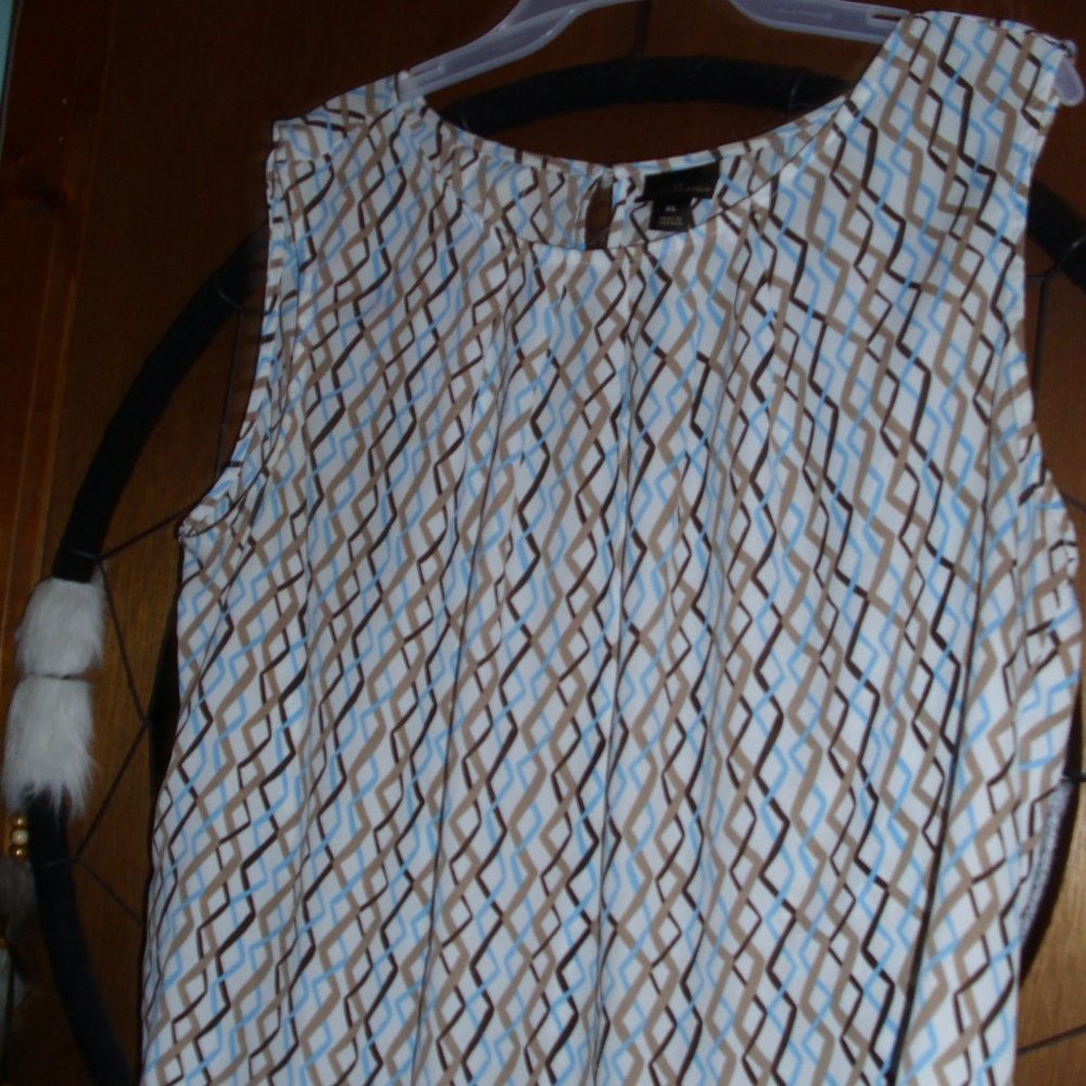 size xl worthington top sleeveless,white brown blue black